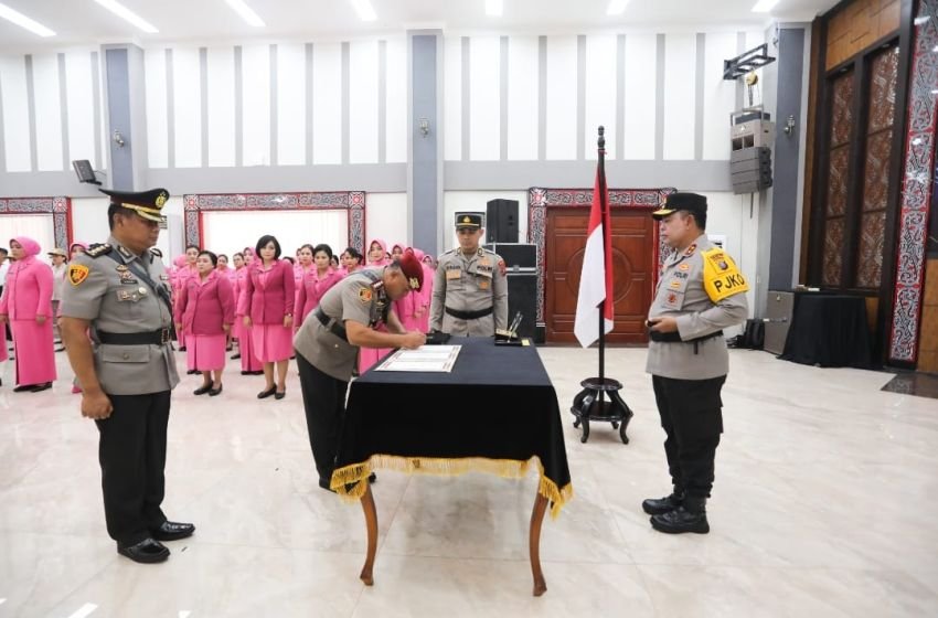 Sertijab Pejabat Utama Polda Sumut: Penyegaran, Pengembangan Wawasan dan Peningkatan Karir