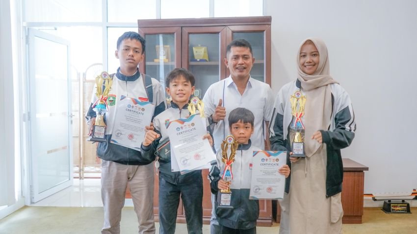 Wakil Bupati Solok Apresiasi Pemuncak pada Kejuaraan Taekwondo