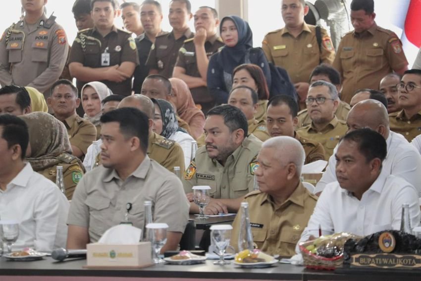 Menteri Koordinator Bidang Pangan RI Pimpin Rapat Dimedan, Bupati Pakpak Bharat Turut Hadir