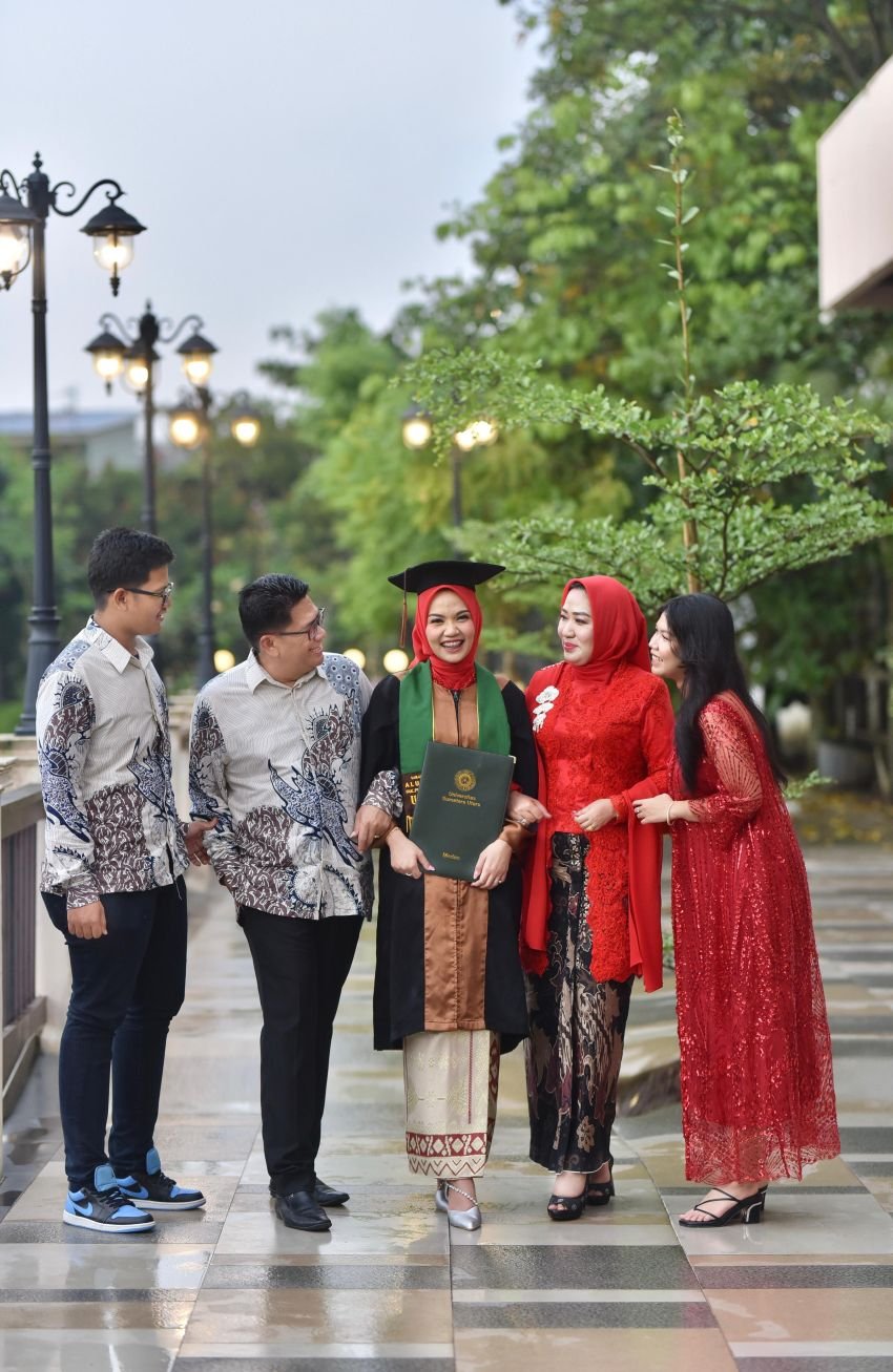 Gandhis Dwi Febrian Lulus Wisuda Periode II USU T.A 2024/2025, Gandhis: Termakasih Ya Mama