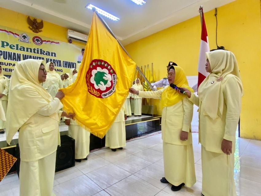 Sulastri Dilantik Jadi ketua HWK Deli Serdang, Ini Kata Haji Dani