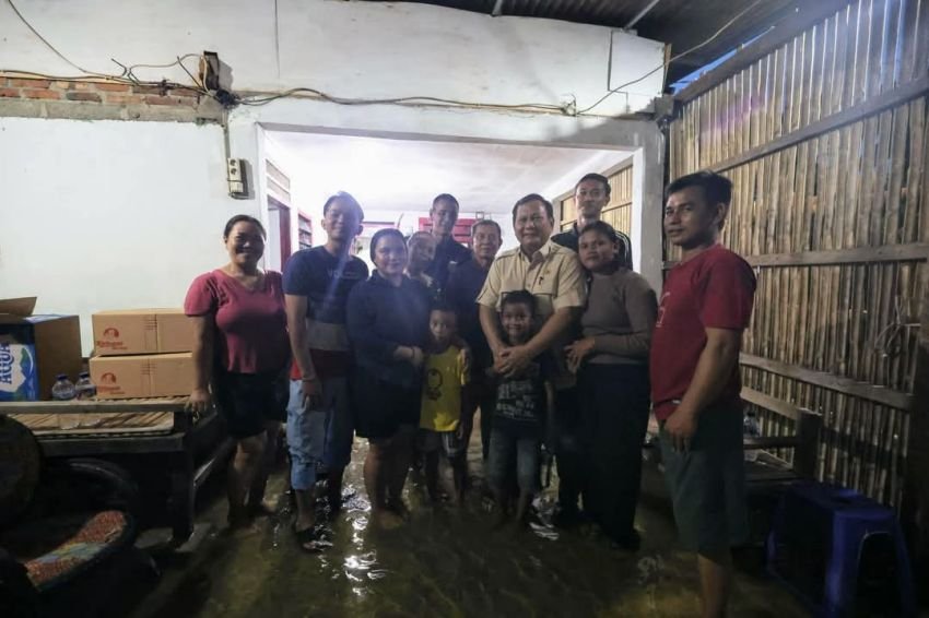 Presiden Prabowo Subianto Kunjungi Warga Terdampak Banjir di Kampung Tambun Inpres, Bekasi