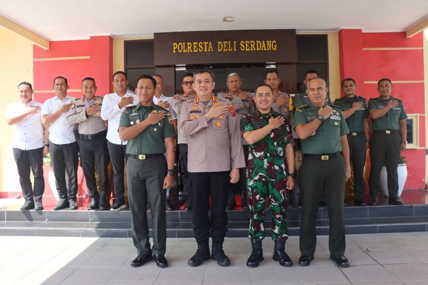 Perkuat Sinergitas TNI- Polri, Kapolresta Deli Serdang Terima Kunjugan Dan Brigif 7 / Rimba Raya dan Dandim 0204 Deli Serdang*