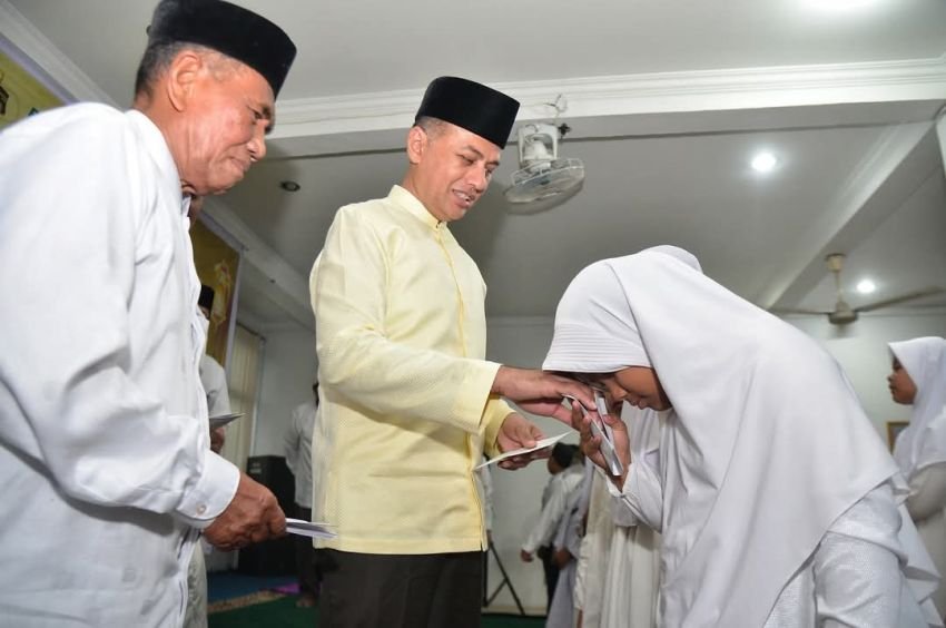 Ketua IPHI Sumut Dr. H Musa Rajekshah Gelar Buka Puasa Bersama Pengurus, Santuni Anak Yatim