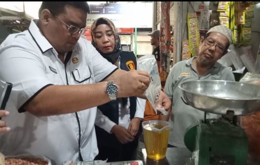 Tim Satgas Pangan Polda Sumut Melakukan Sidak, Dari dua Pasar Tidak Ditemukan Minyakita yang Tidak Sesuai Takaran.