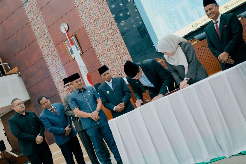 DPRD Sumut Sahkan Ranperda Ketentraman dan Ketertiban Umum, Gubernur Apresiasi Keputusan Bersama