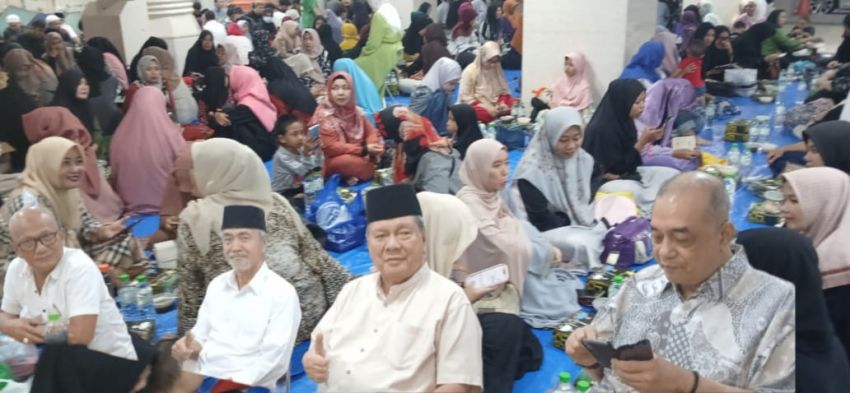 Badan Kenaziran Masjid Agung Medan Sudah Bagikan 2.000 Nasi Kotak Selama Ramadan
