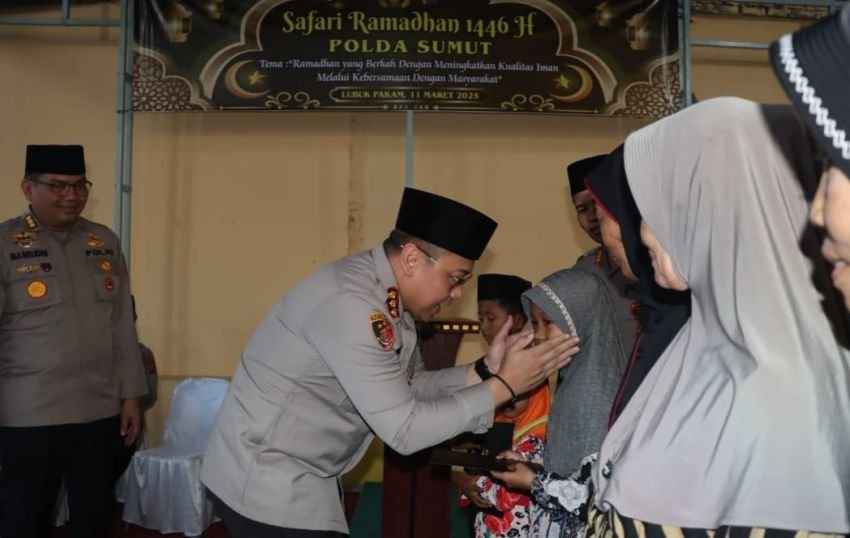 Polresta Deli Serdang gandeng Polda Sumut laksanakan Safari Ramadan, beri Santunan Anak Yatim