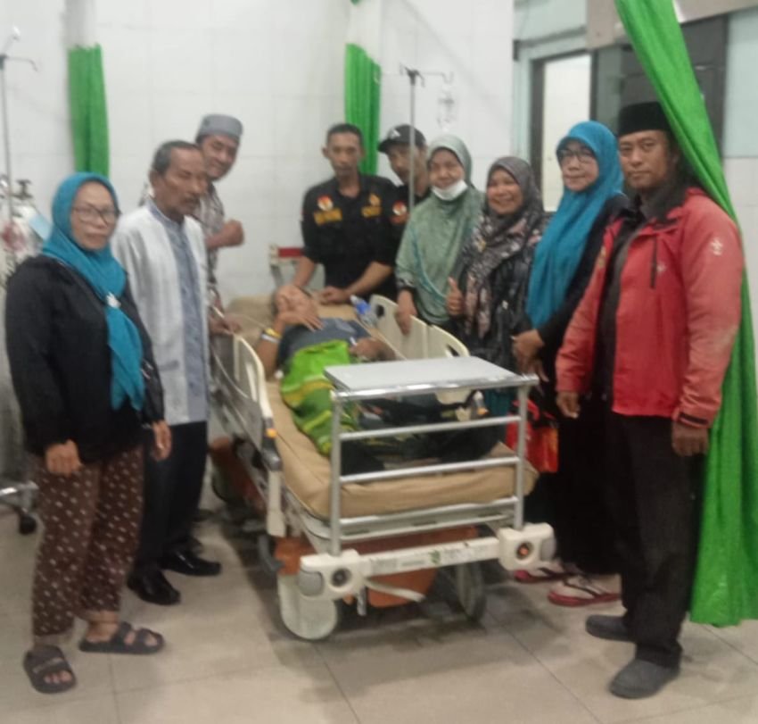 DPAC Pendawa Medan Perjuangan Jenguk Anggota yang Sakit