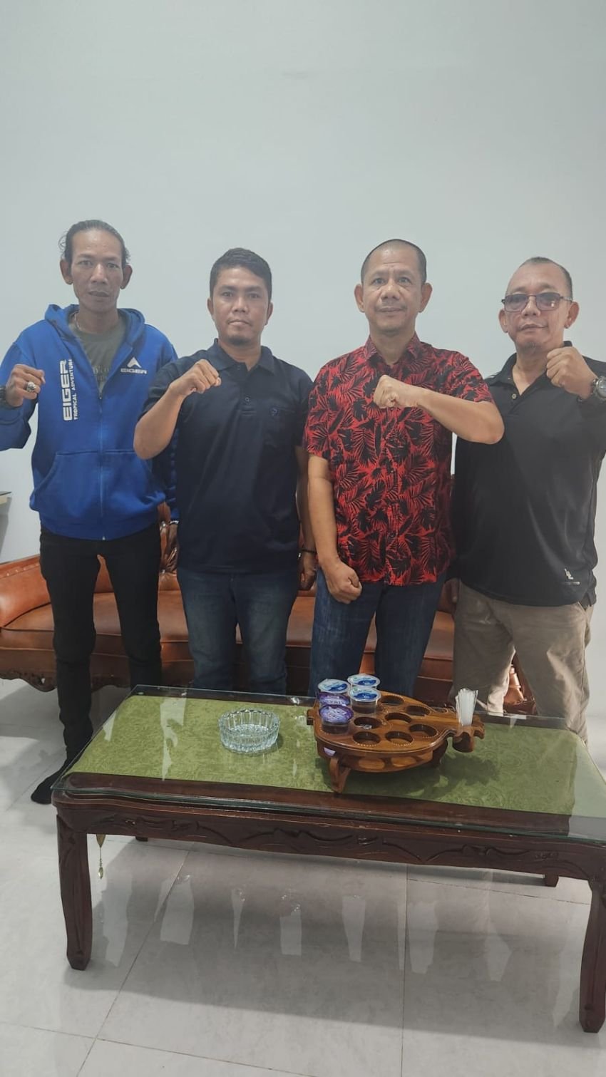 Diakhir Ramadan 1446 H, Ketua Pewarta Berbagi Sembako di Jumat Barokah