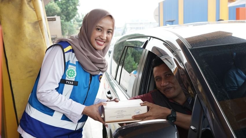 Siap Layani Arus Mudik Balik Idulfitri 1446 H/2025, Jasamarga Nusantara Tollroad Regional Division Gelar  Kick Off  Satgas Siaga Operasional Ruas Tol