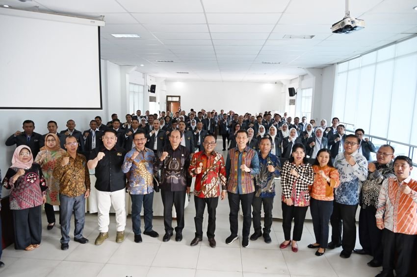 BPSDM Sumut Bawa para Administrator Stula ke Samosir,  Bahas Peningkatan Kinerja OPD Pemkab
