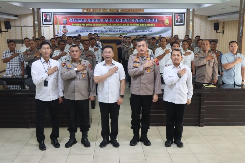 Karo Binkum Divkum Polri Kunjungi Polresta Deli Serdang, Tekankan Implementasi HAM dalam Penggunaan Kekuatan Polri
