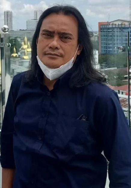 Komunikasi Gubernur Bobby dengan Wartawan Terancam oleh Tim Tak Resmi