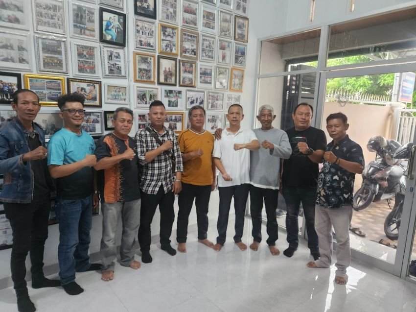 Chairum Lubis SH : "Jumat Barokah" Membentuk Jalinan Silaturahmi Sesama Jurnalis
