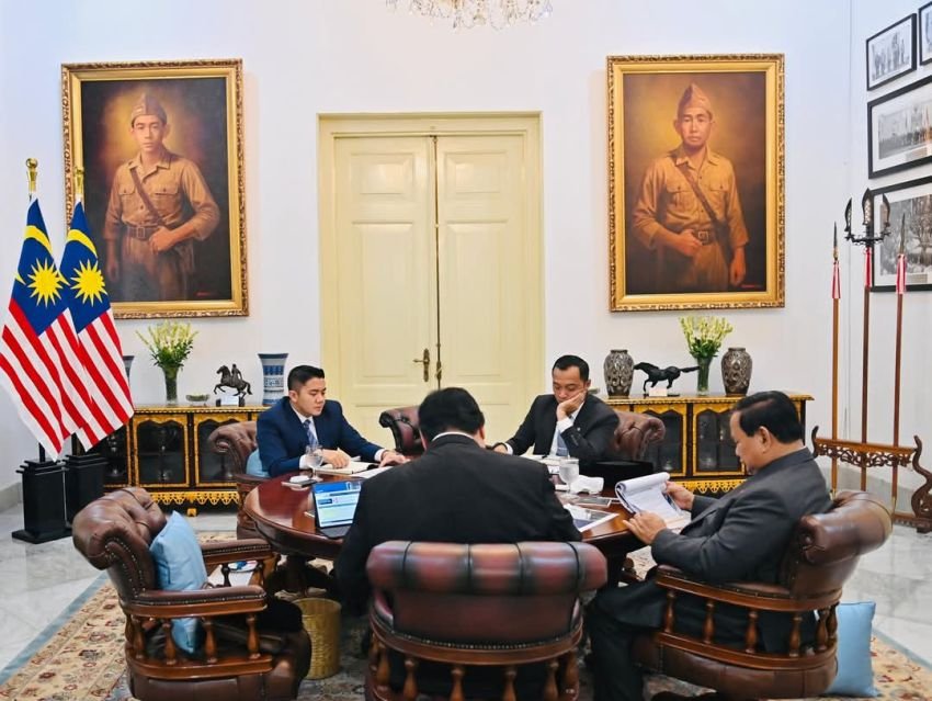 Usai Terima PM Malaysia, Prabowo Gelar Rapat Bahas Ekonomi dan Tarif AS