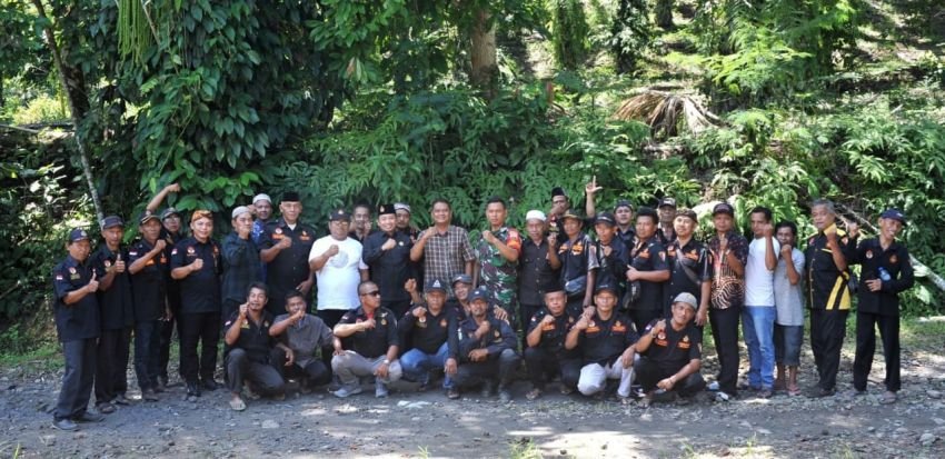 PENDAWA FASILITASI LISTRIK MASUK DESA, WARGA DUSUN VI PULKO GELAR SYUKURAN