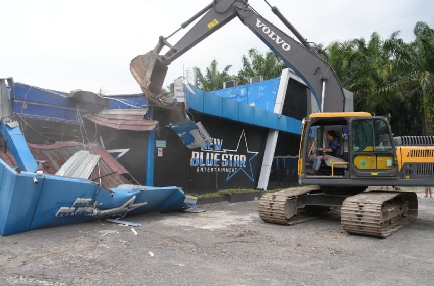 Polda Sumut Robohkan Diskotik New Blue Star di Langkat: Sarang Narkoba dan Tak Berizin