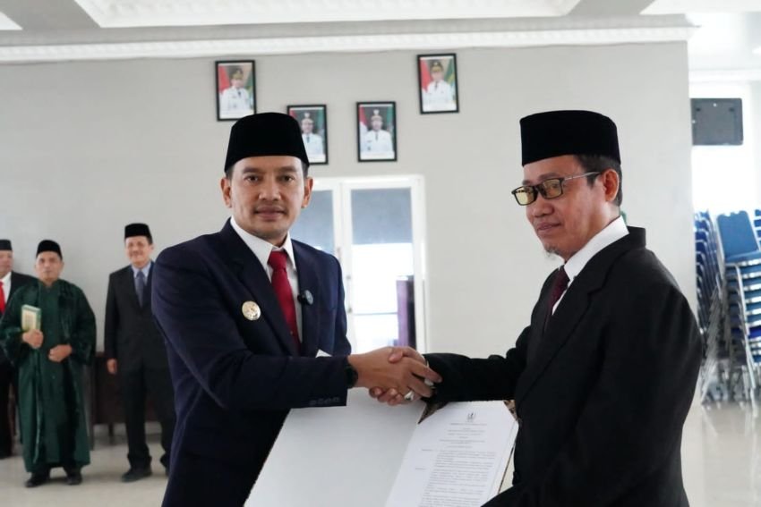 Walikota Lantik M.Syah Irwan Sebagai Pj. Sekda T. Tinggi