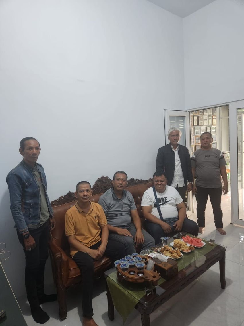 Ketua Pewarta Polrestbes Medan Terima Kunjungan dari Sohib Lama AKP J Simamora