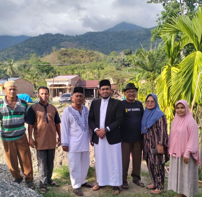 Edi Sembiring, Muallaf Asal Karo, Terima Hadiah Umrah