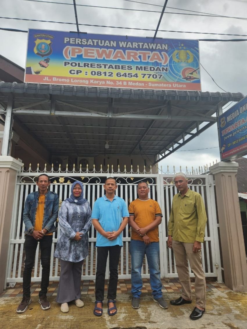 Chairum Lubis SH : "Jumat Barokah" Membentuk Jalinan Silaturahmi Sesama Jurnalis