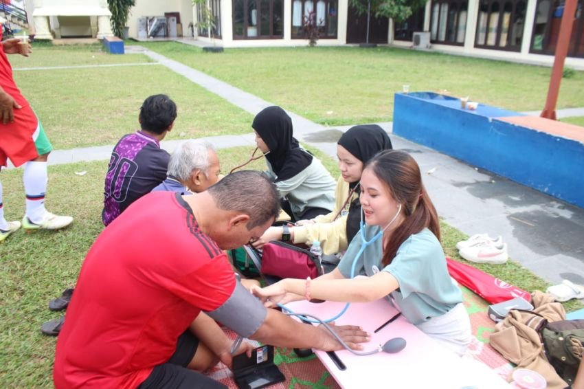 Komunitas Kawan Hebat Health Lifestyle dan Sustainable Kota Jambi Volunter Kesehatan Gratis