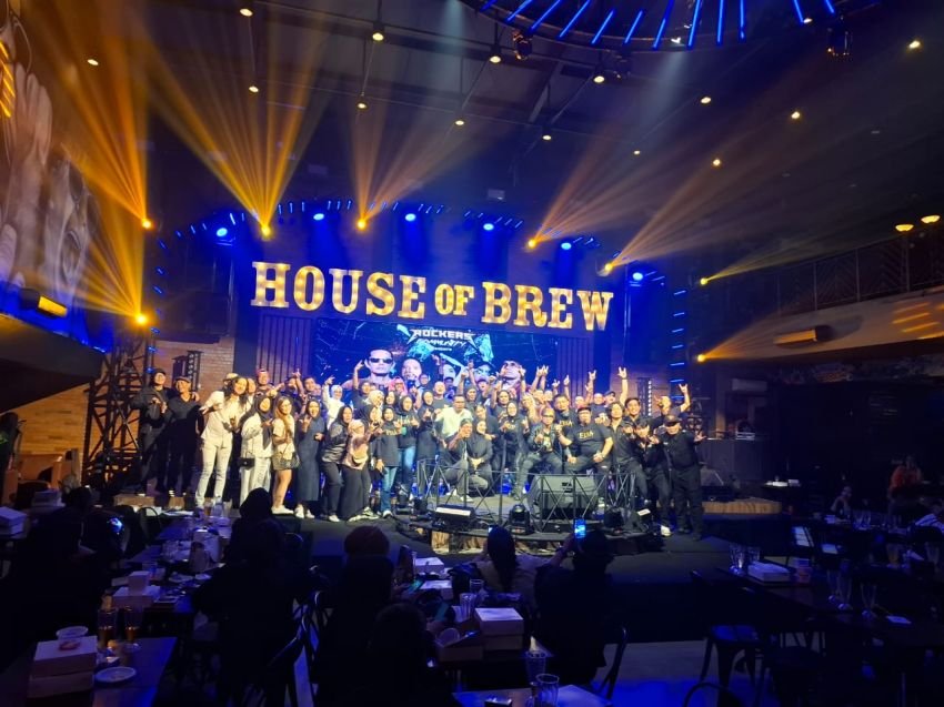 Kolaborasi Rock Community Sukses, Debut Lagu Baru FEEA Langsung Curi Hati Penonton
