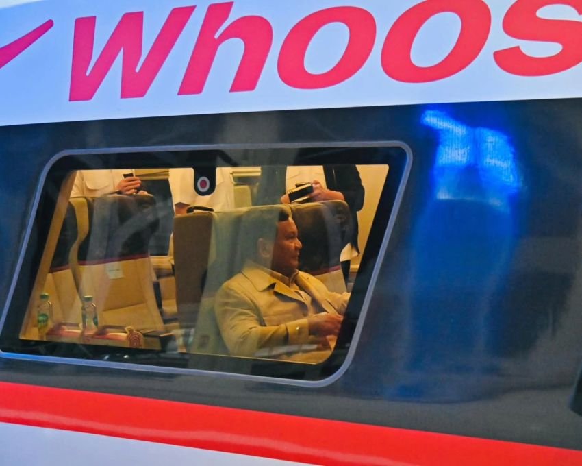 Presiden Prabowo Gunakan Kereta Cepat Whoosh Menuju Jawa Barat
