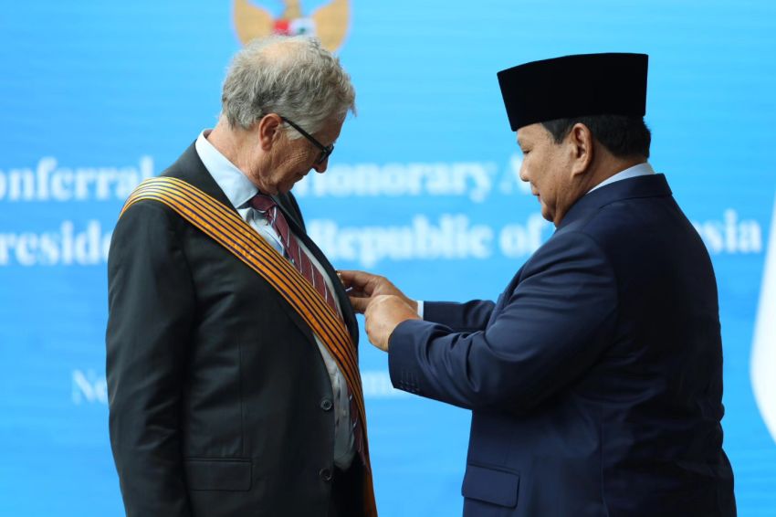 Di New York, Presiden Prabowo Anugerahkan Bintang Jasa Utama untuk Bill Gates
