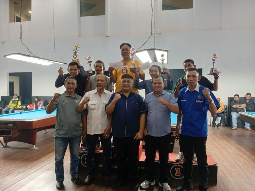 Turnamen Biliar Antar Wartawan Berakhir,  Salomo Ingin Digelar Lebih Besar