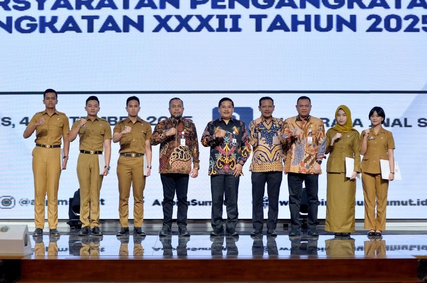 Serahkan 64 SK CPNS IPDN,  Sekdaprov Sumut Tekankan Pentingnya Disiplin, Belajar, dan Networking