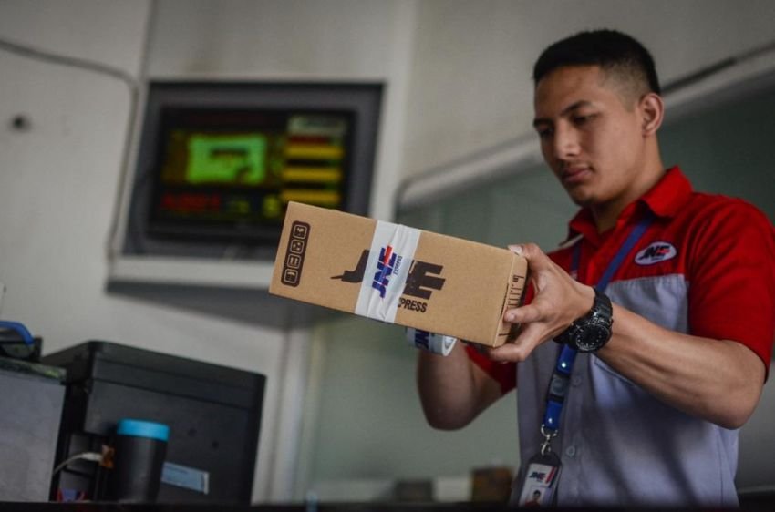 JNE Kembali Menggelar Program JLC Race 2025 Berhadiah Mobil Listrik