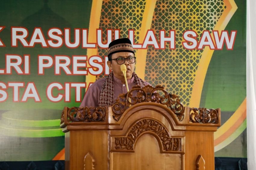 KH Khambali: Unjuk Rasa Diatur UU, Tapi Jangan Anarkis dan Langgar Hukum