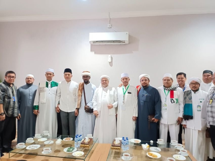 Dr. H. Musa Rajeckshah M.Hum Bersama Habib Rizieq Shihab dan Para Ulama Siapkan  Tabligh Akbar di Masjid Al-Musanif