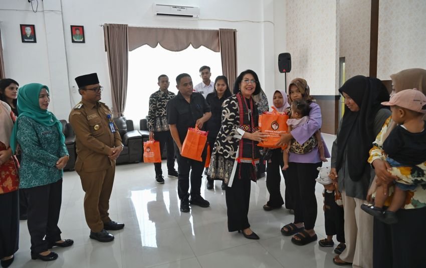 Ketua DWP Sumut Tekankan Pola Asuh dan Hidup Sehat ke Anak di Padangsidimpuan