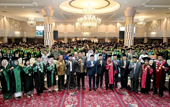 Gubernur Bobby Nasution Hadiri Wisuda Sarjana Univa Medan, Harapkan Kontribusi Alumni untuk Kemajuan Sumut