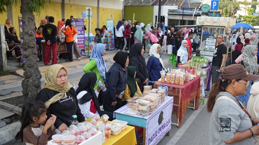 Lebih Seru! CFD Dipadati Ribuan Warga, Libatkan Pelaku UMKM