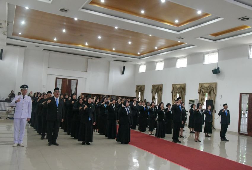 Wabup Lantik 47 Pejabat Administrator, Pengawas, dan Fungsional