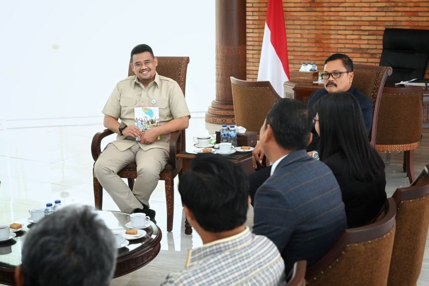 Terima Panitia Sinode HKI ke-65,Gubernur Bobby Nasution Ajak Doakan Sumut