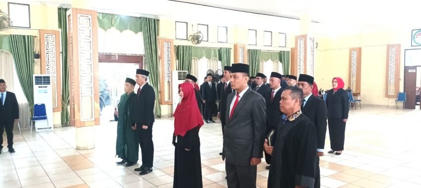 12 JPT Pratama Dan Sekda T. Tinggi Dilantik,  Wali Kota : Sumpah Demi Allah, Tidak Ada Mahar Satu Rupiah Pun Diambil