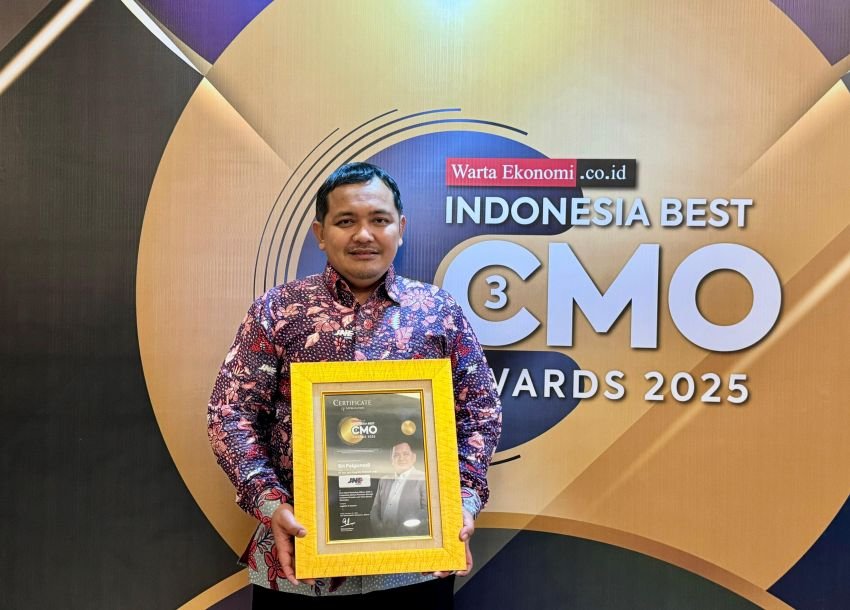 JNE Raih Penghargaan Best Chief Marketing Officer (CMO) Award 2025