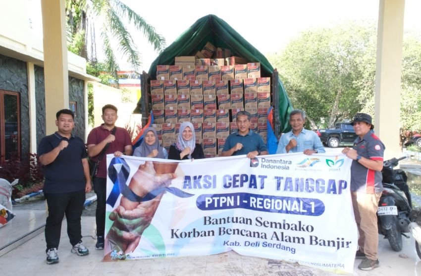 PTPN I Regional 1 Salurkan Bantuan Sembako untuk Korban Banjir di Deli Serdang dan Langkat