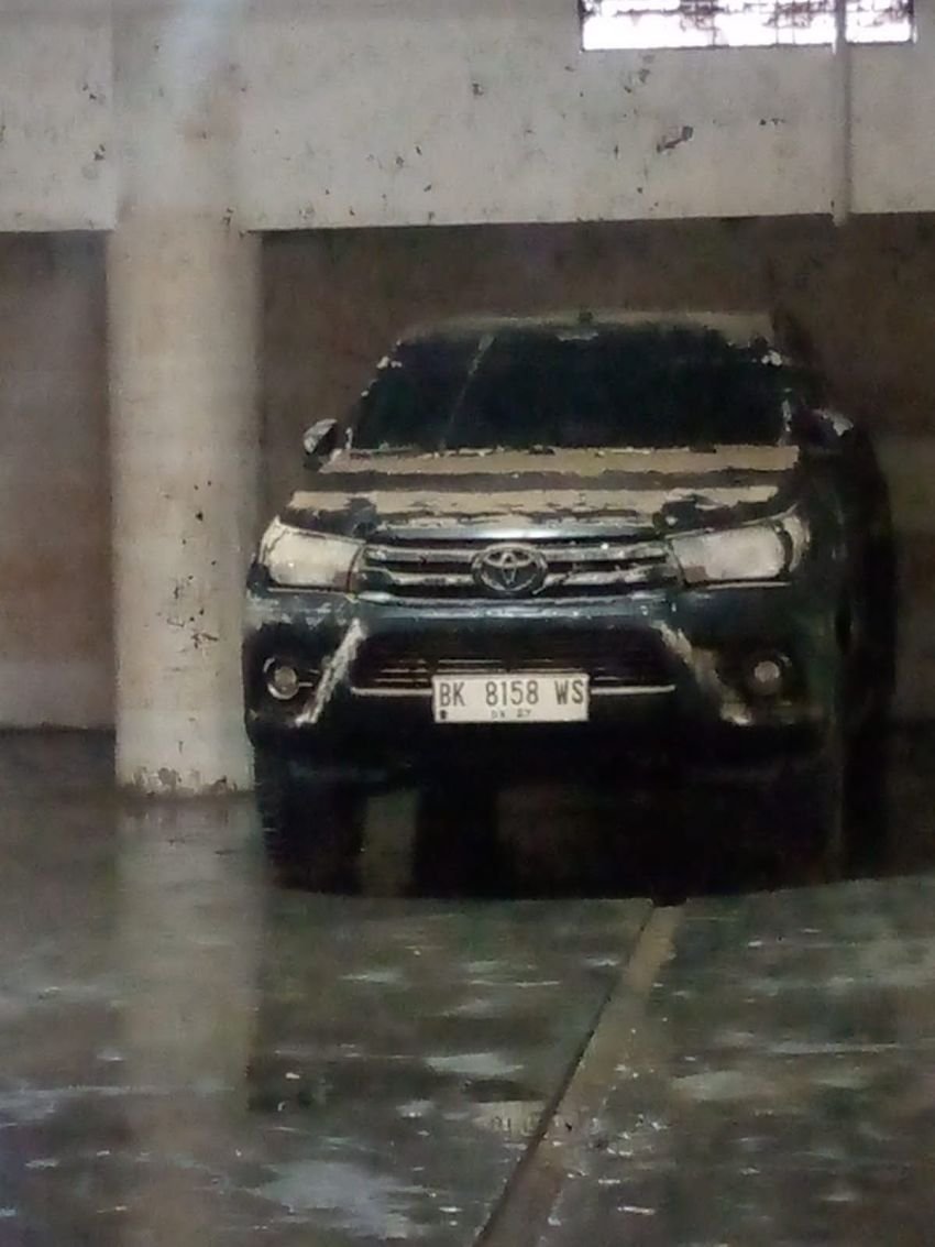 Empat Hari Pasca Banjir, Kantor Gubernur Sumut Masih Gelap dan Tak Beraktivitas