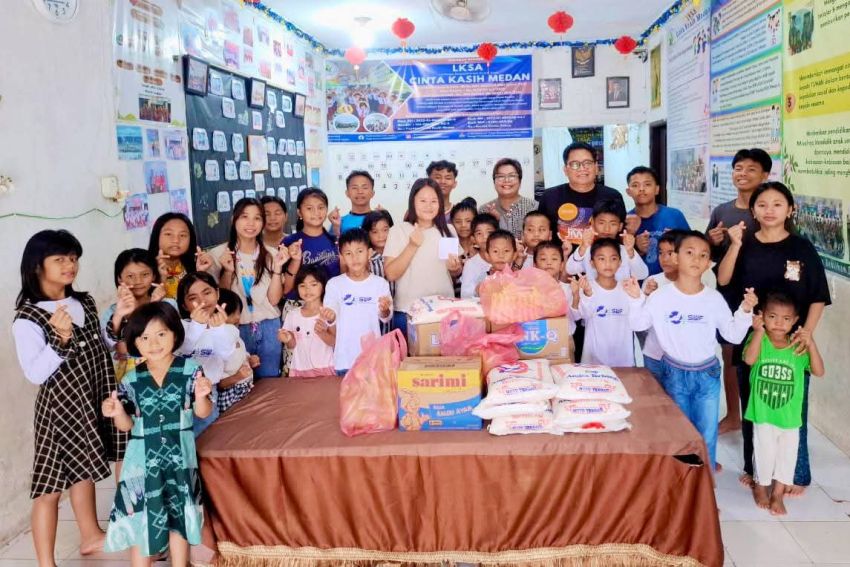 CEO Media Sumut24 Group Rianto SH MH Tutup Tahun 2025 dengan Syukur dan Berbagi di Dua Panti Asuhan