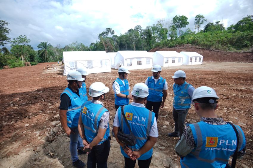 GM PLN UID Sumatera Utara Cek Langsung Kesiapan Kelistrikan Huntara Pascabencana di Batang Toru