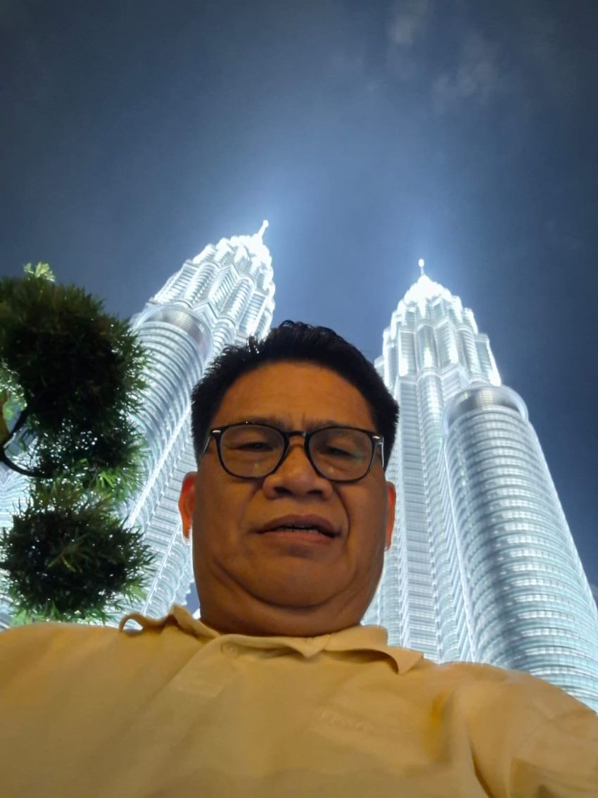 Menyambut Tahun Baru 2026, CEO SUMUT24 GROUP Rayakan Pergantian Tahun di KLCC Kuala Lumpur