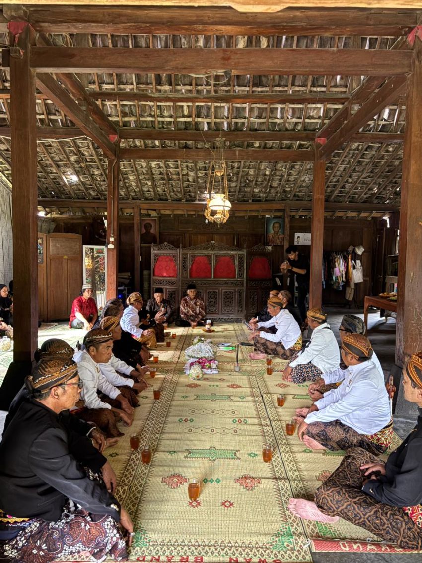 PAKASA MAGELANG PEWARIS KEPATIHAN MATARAM