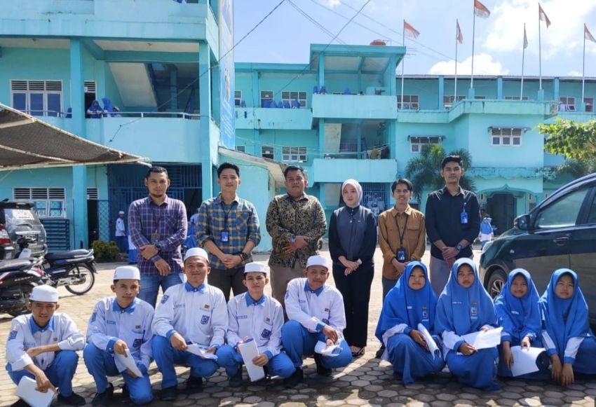 BRI BO Sibuhuan  Ekstra Sigap Berikan   Layanan Penyaluran  Buku Tabungan PIP ke Pelajar