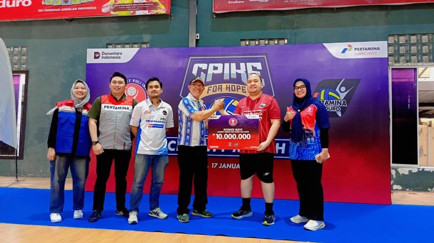 MAVI Serahkan Donasi Simbolis kepada Tim Pertamina Enduro untuk Korban Bencana di Sumut, Aceh, dan Sumbar